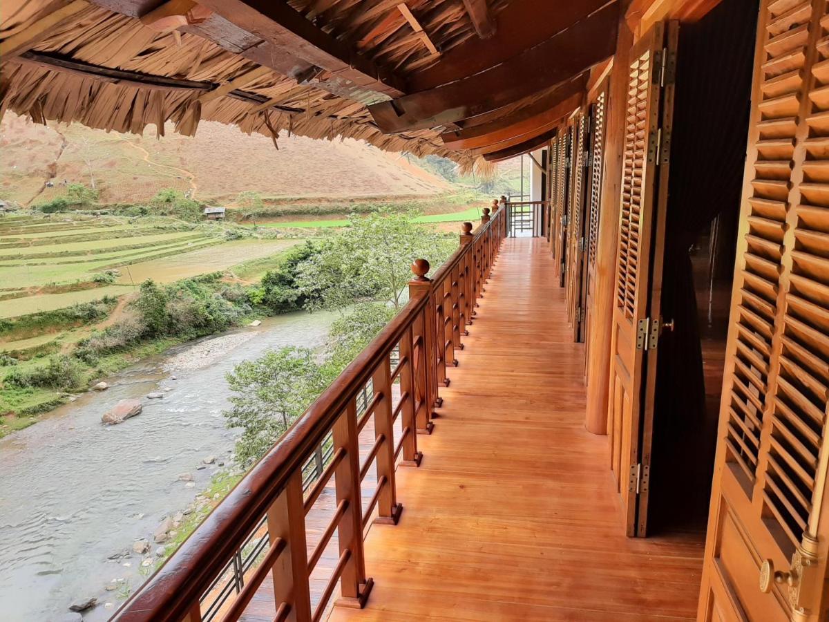 Dong Suoi H'Mong Homestay & Bungalow - Trek & Vegetarian Food Mu Cang Chai Exterior photo