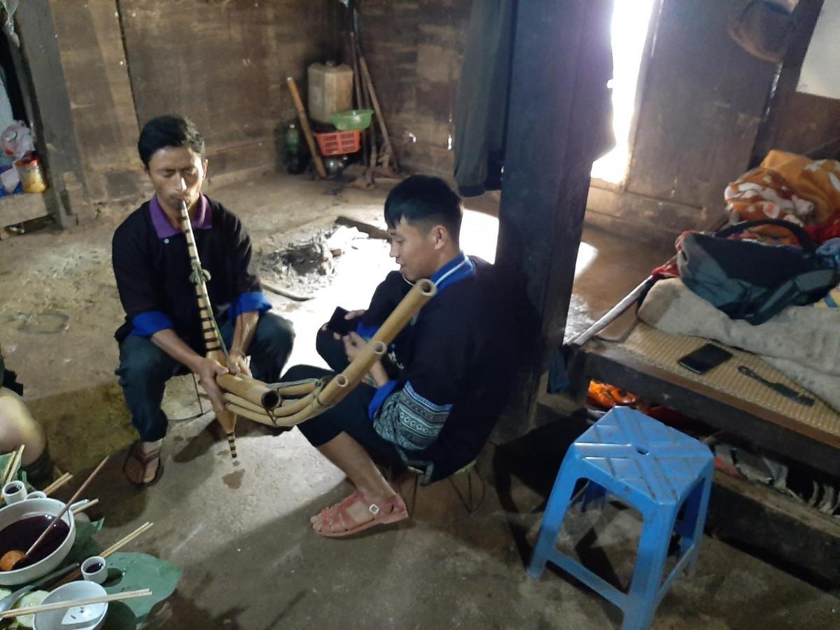 Dong Suoi H'Mong Homestay & Bungalow - Trek & Vegetarian Food Mu Cang Chai Exterior photo