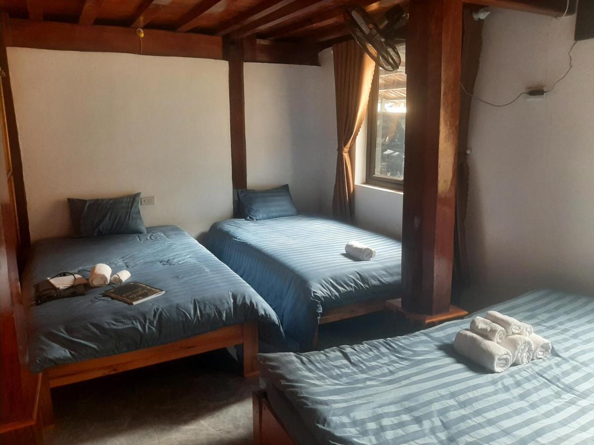 Dong Suoi H'Mong Homestay & Bungalow - Trek & Vegetarian Food Mu Cang Chai Exterior photo