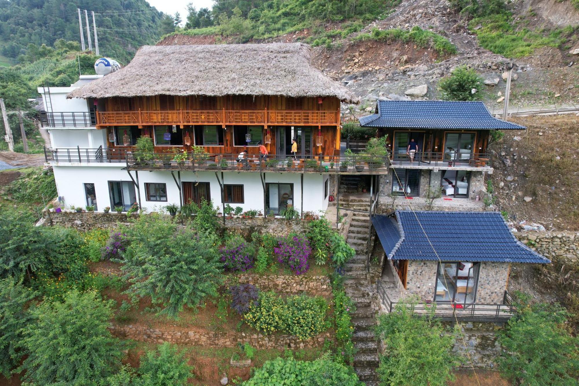 Dong Suoi H'Mong Homestay & Bungalow - Trek & Vegetarian Food Mu Cang Chai Exterior photo